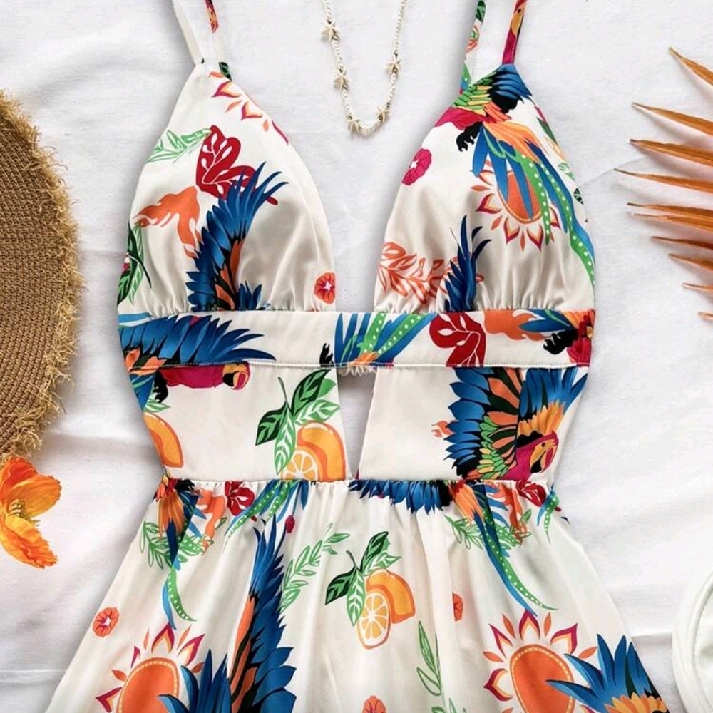 Floral Print Halter Dress - Picture 3 of 5